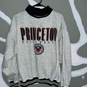Vintage Princeton University sweatshirt with turtleneck. 📚✏️